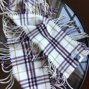 Burberry Scarf perfect condition